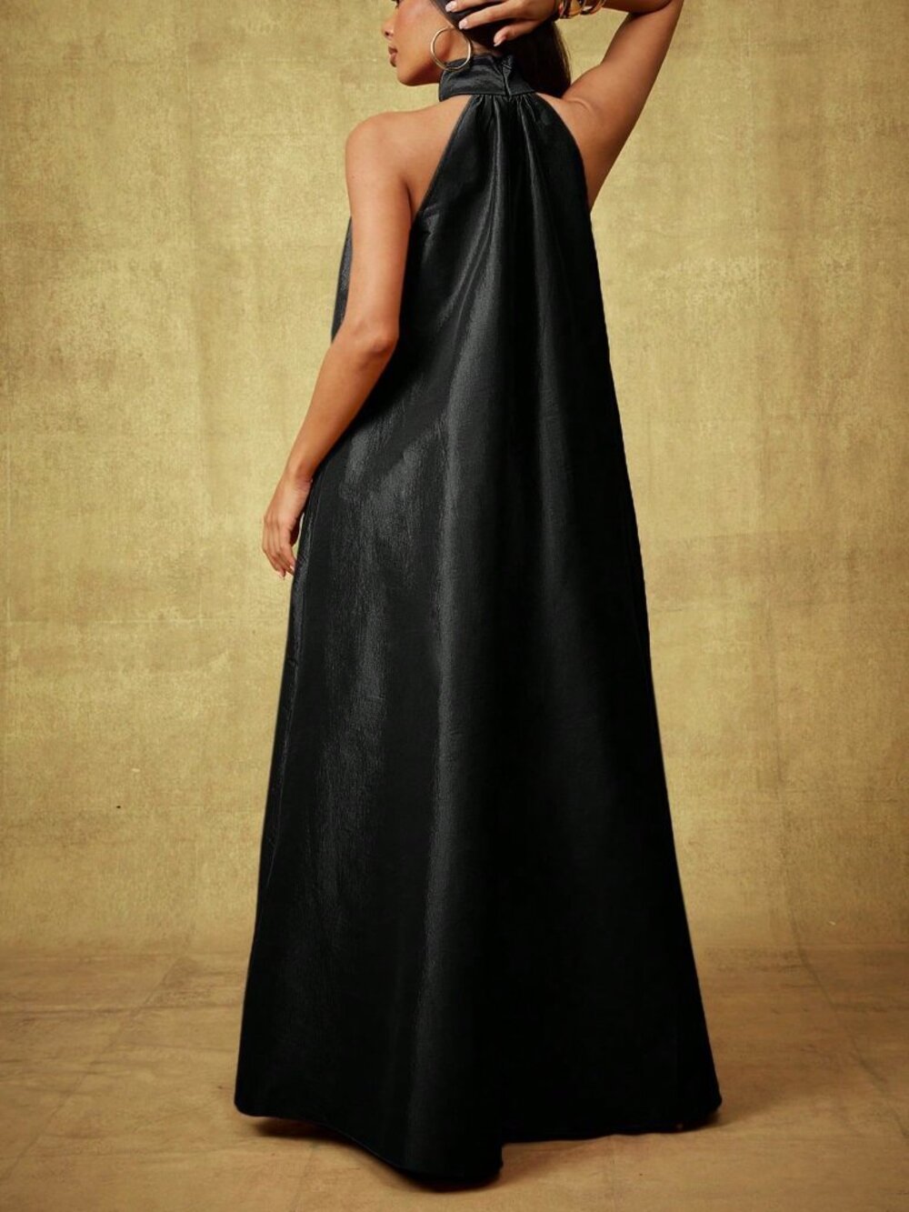 Black Elegant Women's Bow Detail Halter Neck Wide Extreme Wide Leg Jumpsuit - Picture 2 of 5